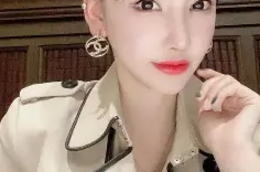1天4瓜！离婚、全网被封禁、被逼发身体私密照、韩红最让人意外
