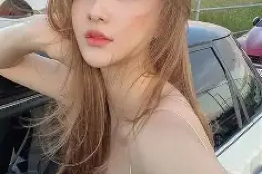 百年大福品牌代言人献礼新西兰前总理珍妮希普利女士